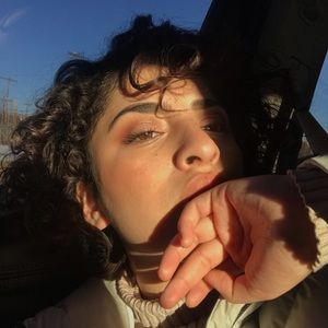 Meet your Posher, Liliana